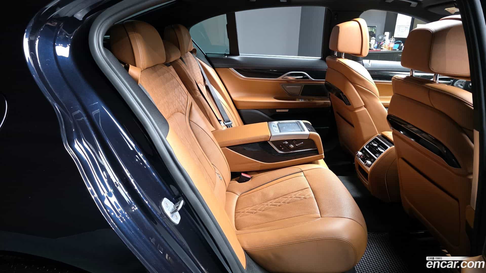 7-Series BMW 2017.7-OPTION-016