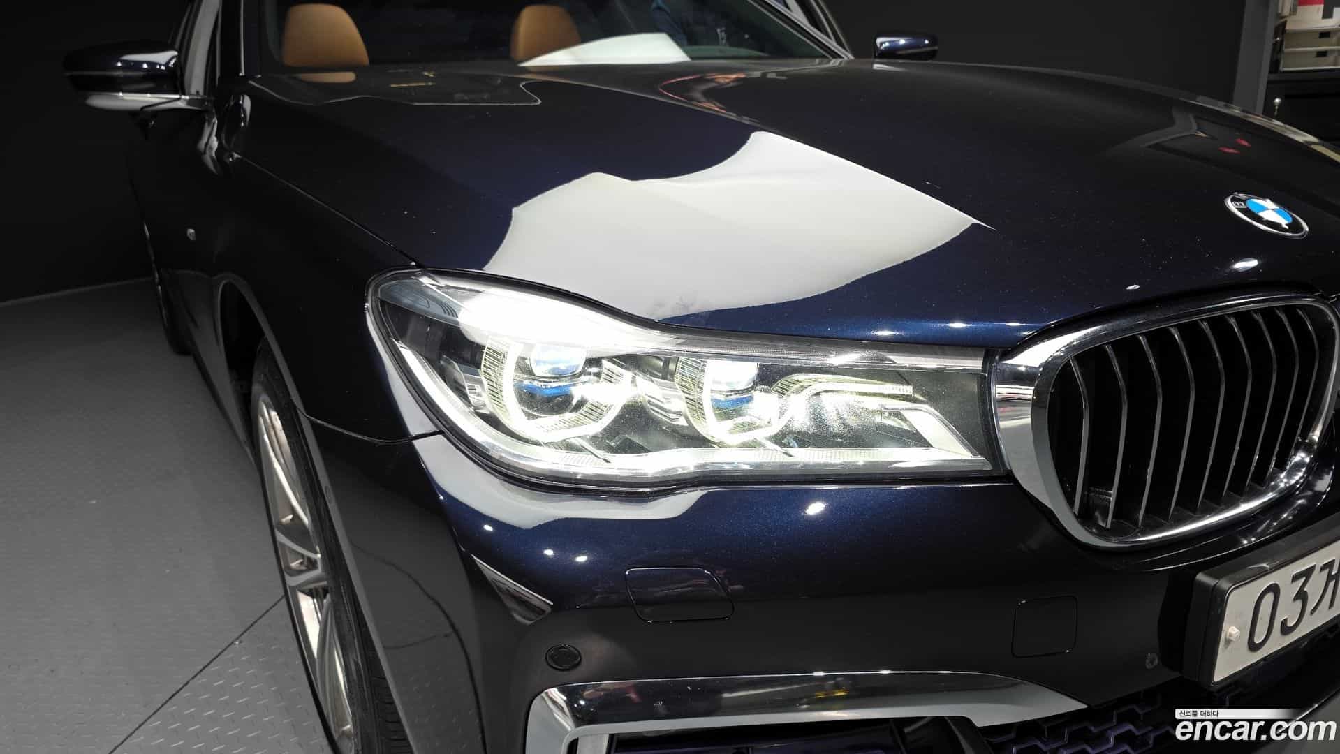 7-Series BMW 2017.7-OUTER-032
