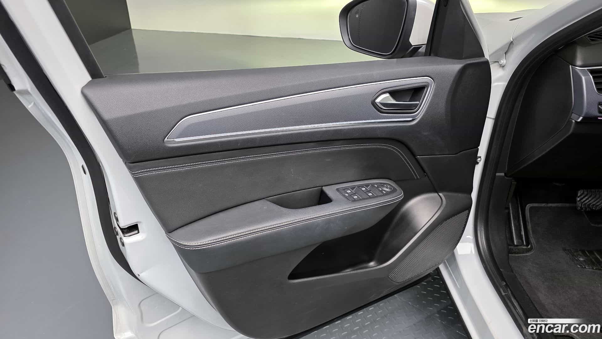 XM3 Renault Korea 2020.11-INNER-034