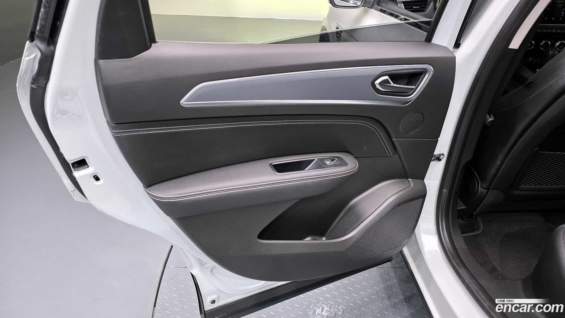 XM3 Renault Korea 2020.11-INNER-035