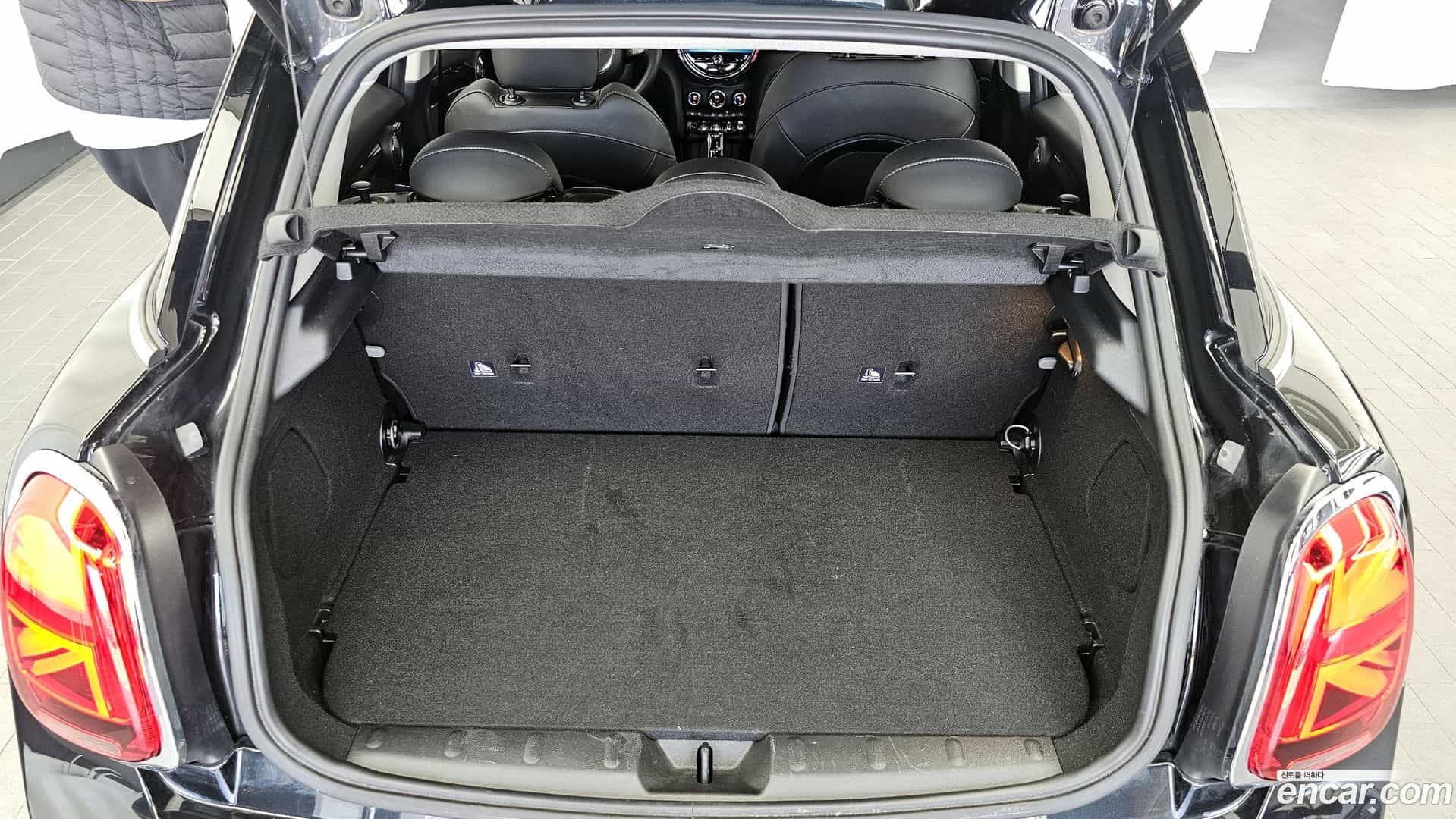 Cooper Mini 2022.9-OPTION-024