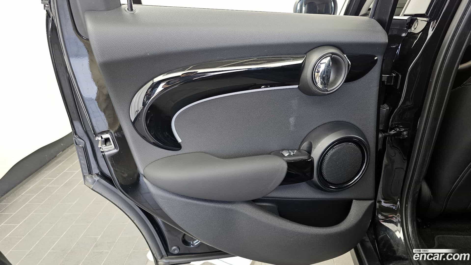 Cooper Mini 2022.9-INNER-035