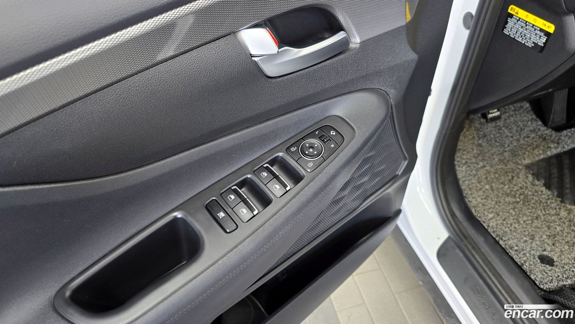 Main__Slider__Photo:Santafe Hyundai 2019.9-28