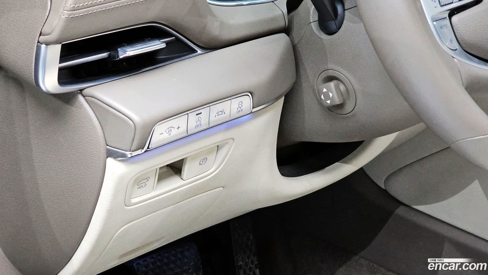 Main__Slider__Photo:GV80 Genesis 2020.4-13