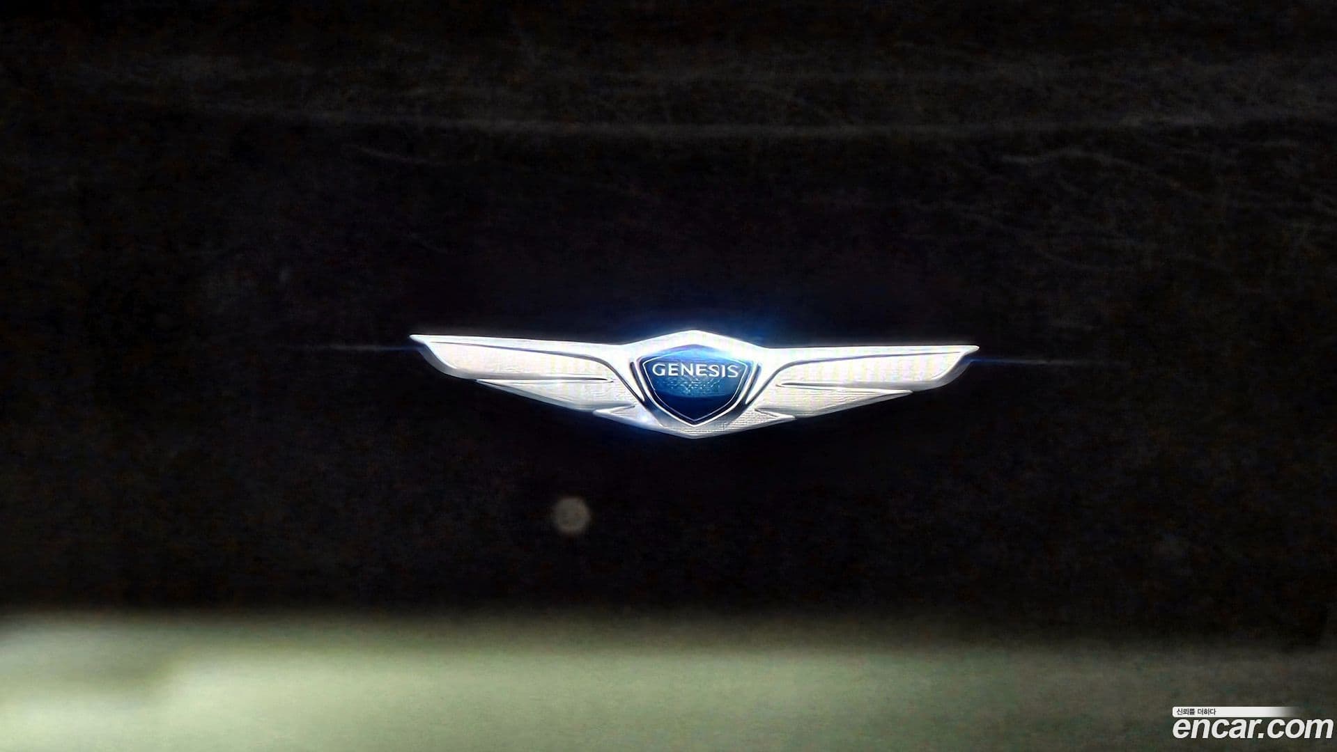 Main__Slider__Photo:GV80 Genesis 2020.4-18