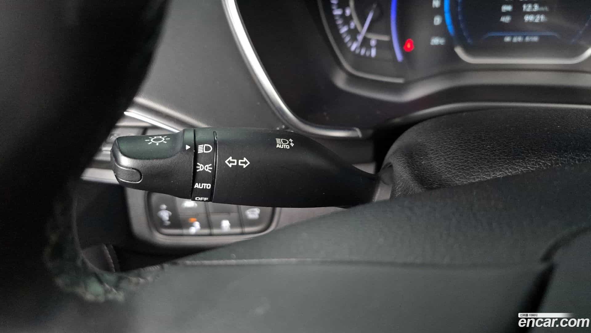 Santafe Hyundai 2018.8-OPTION-052