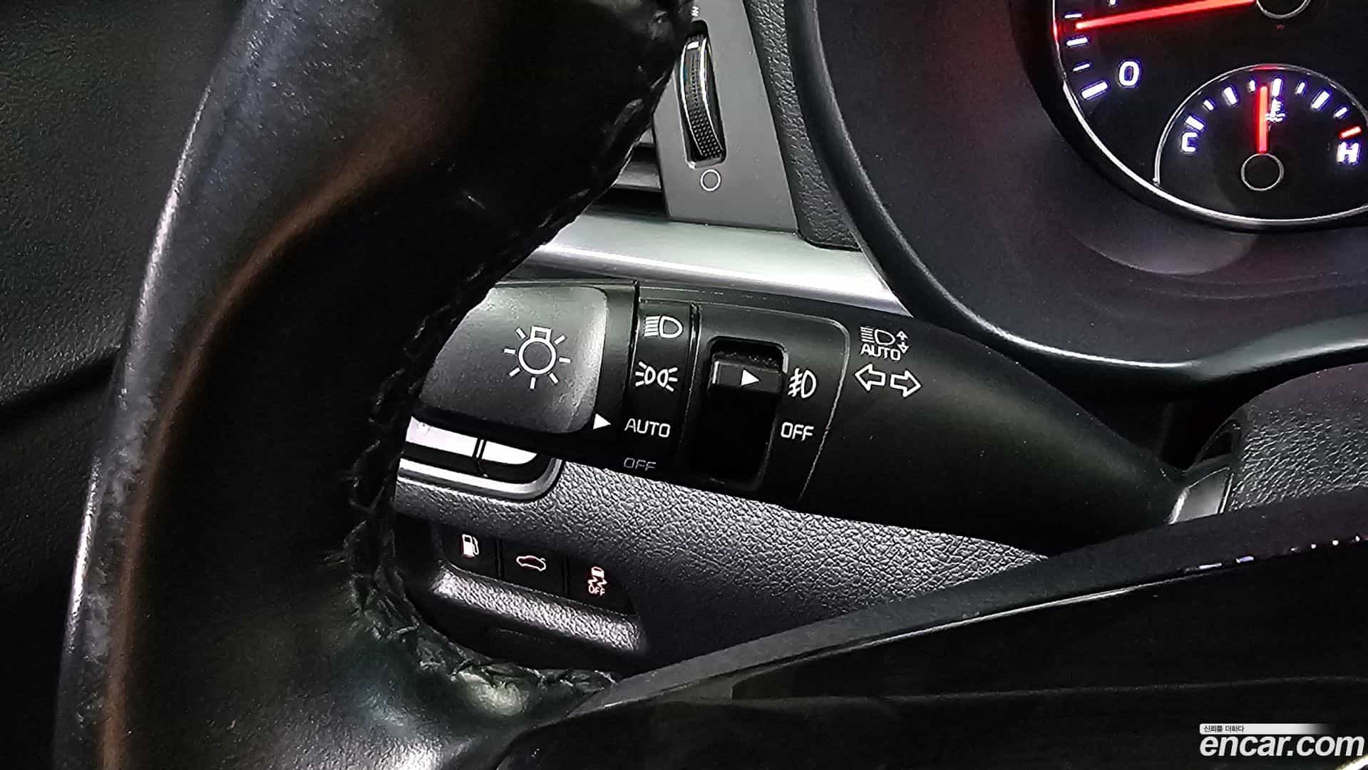 K5 Kia 2019.0-INNER-036