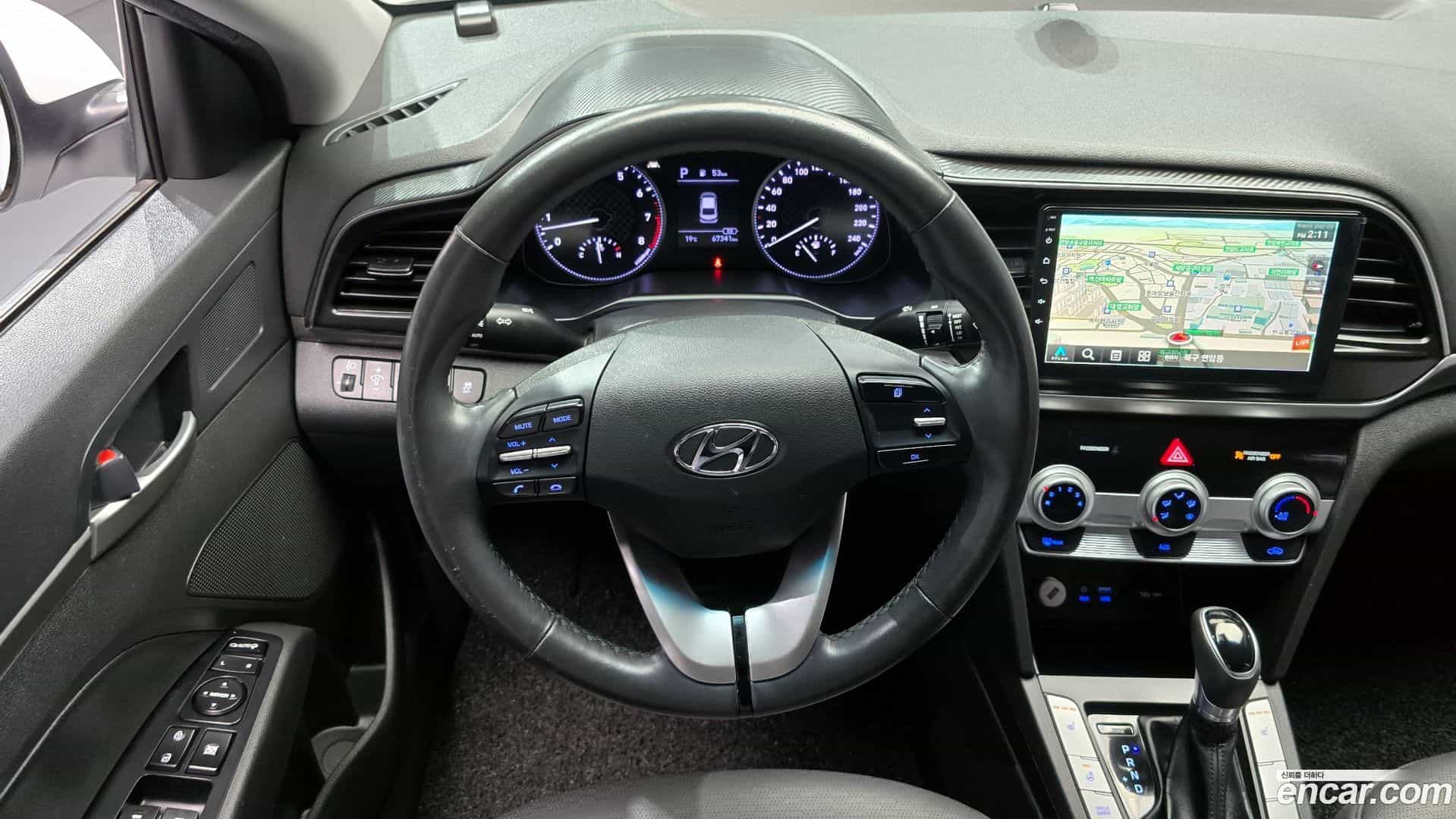 AVANTE Hyundai 2019.11-OPTION-017