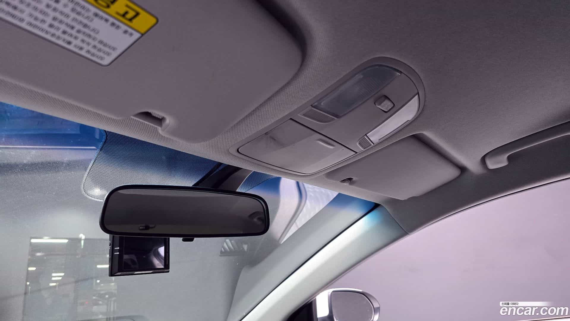 AVANTE Hyundai 2019.11-OPTION-024