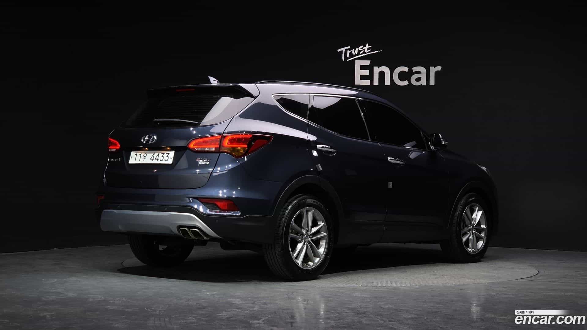 Santafe Hyundai 2015.6-OUTER-002
