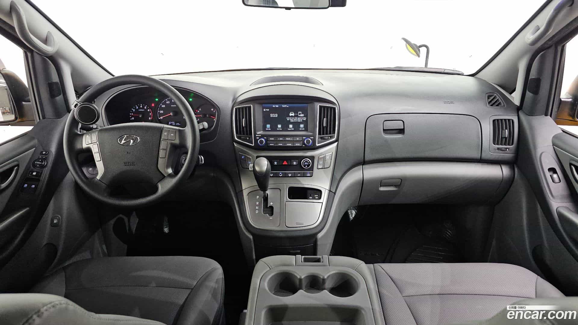 Starex Hyundai 2020.3-INNER-007