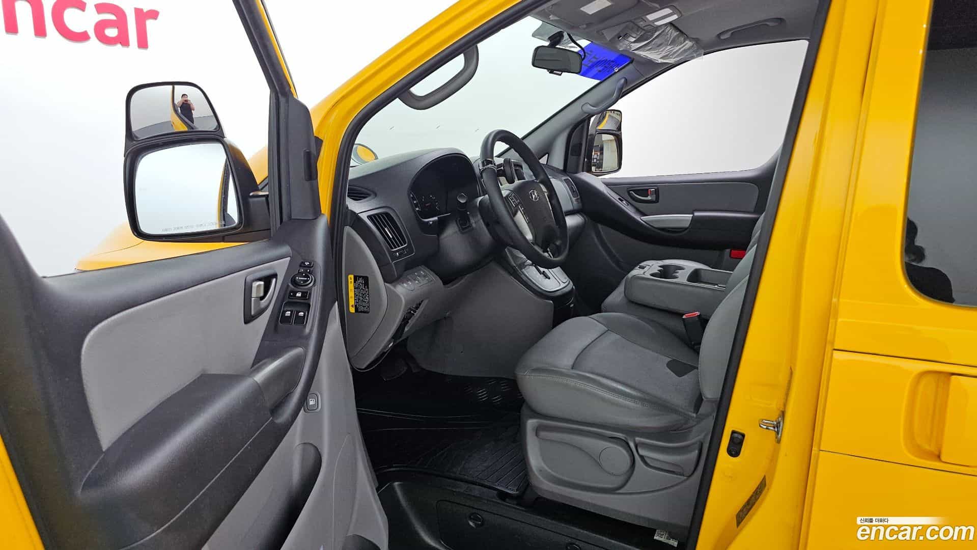 Starex Hyundai 2020.3-INNER-010