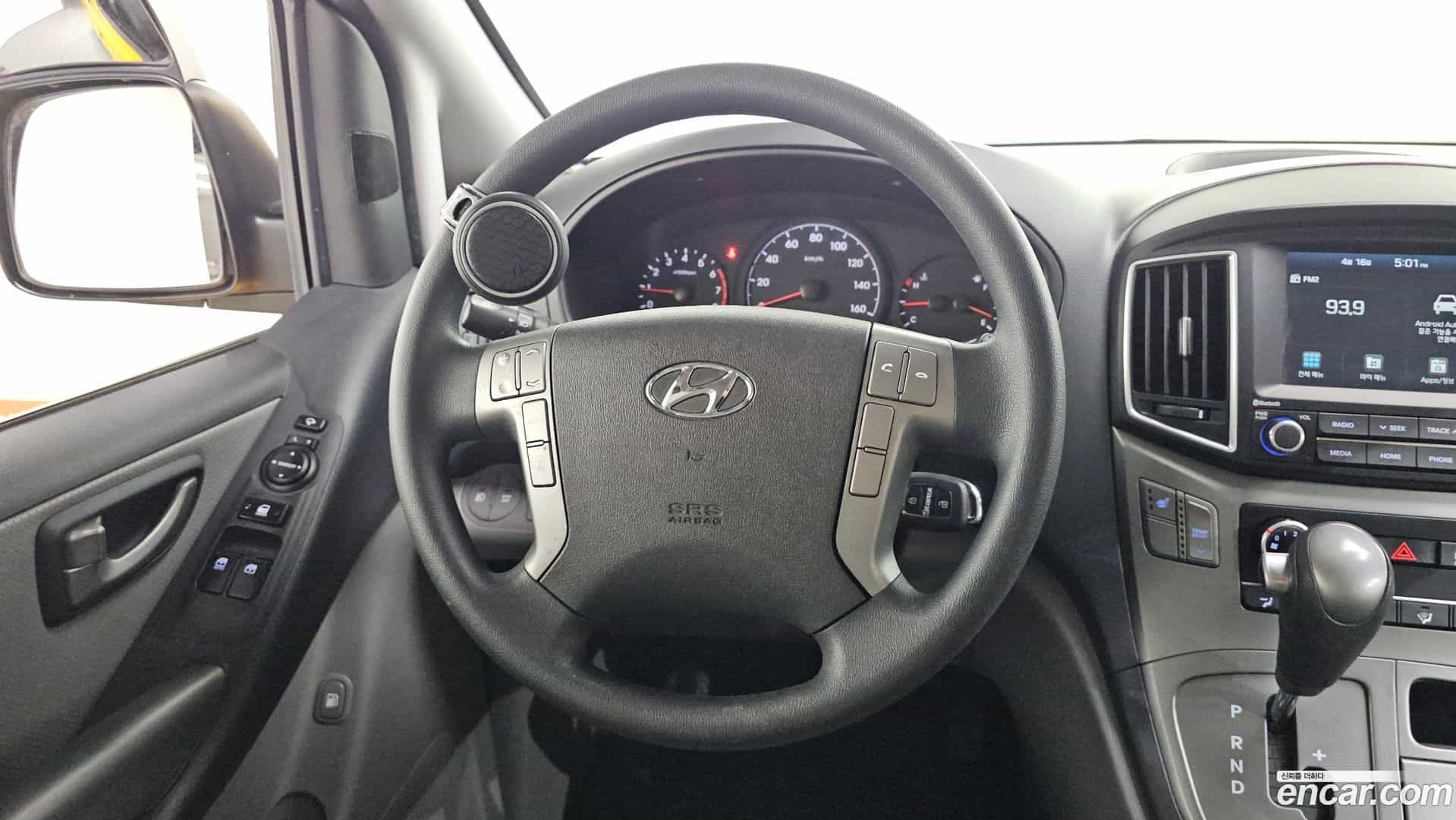 Starex Hyundai 2020.3-OPTION-015