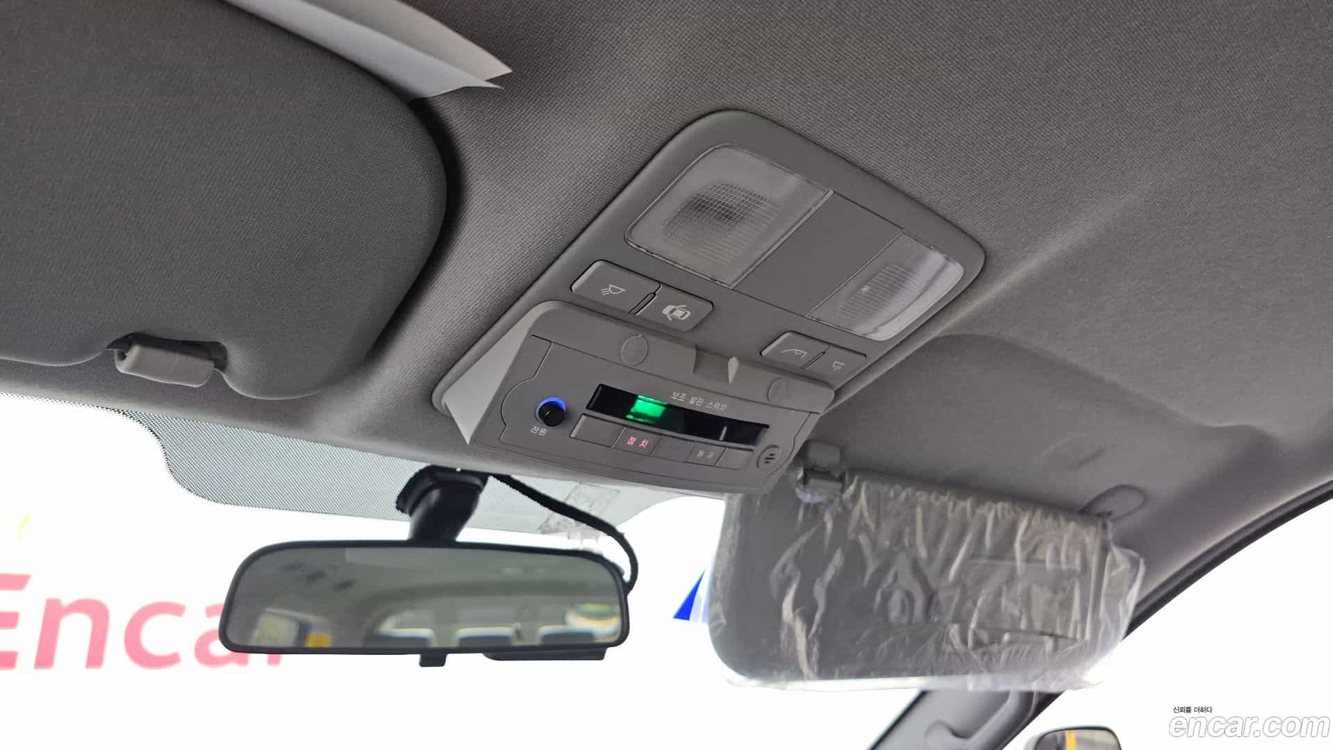 Starex Hyundai 2020.3-OPTION-019