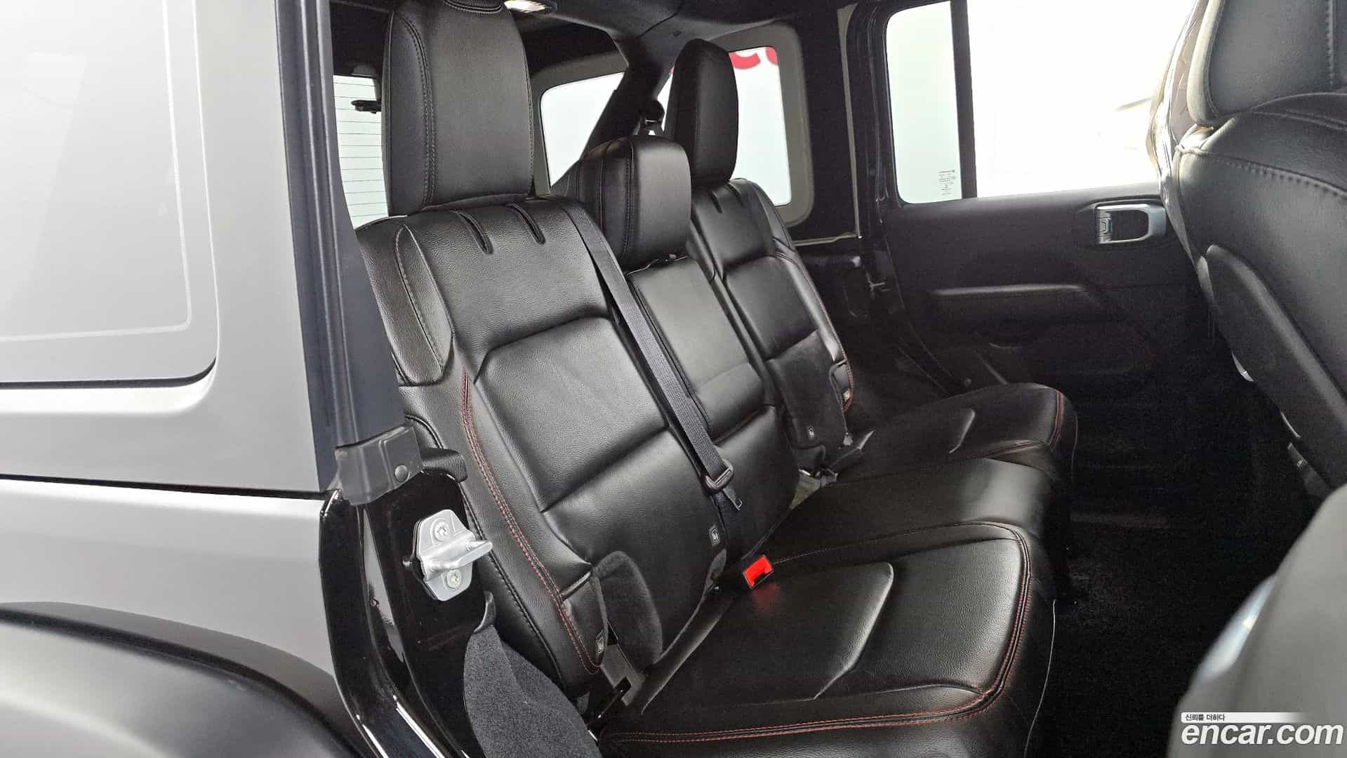 Wrangler Jeep 2022.11-OPTION-015