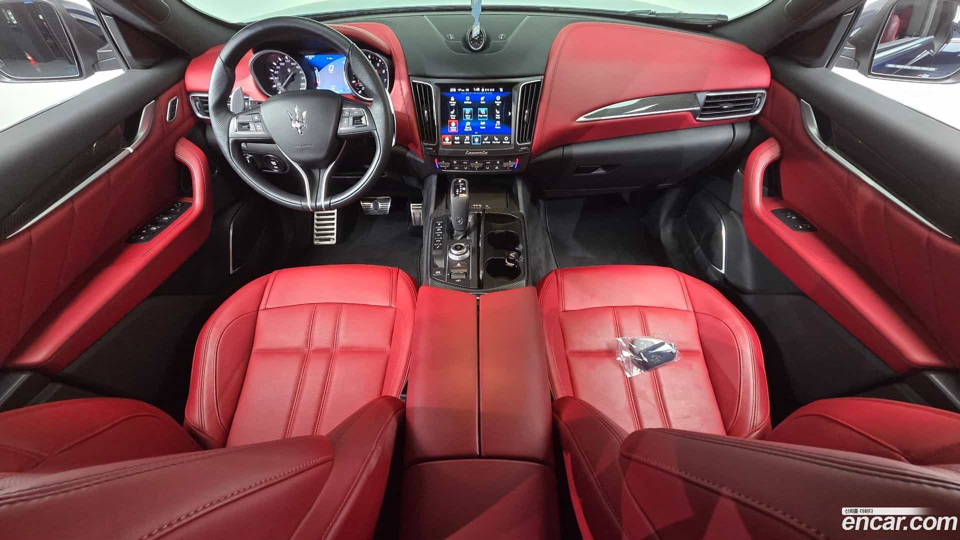 Levante Maserati 2020.11-INNER-007