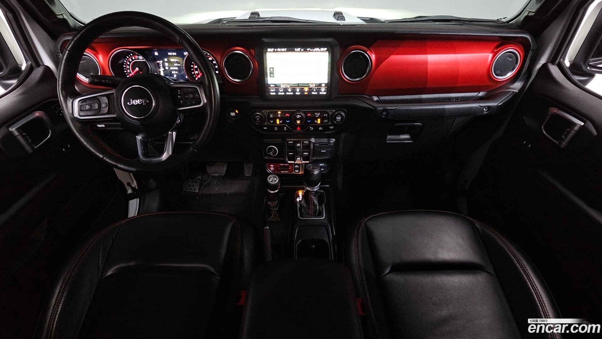 Main__Slider__Photo:Gladiator Jeep 2022.11-6