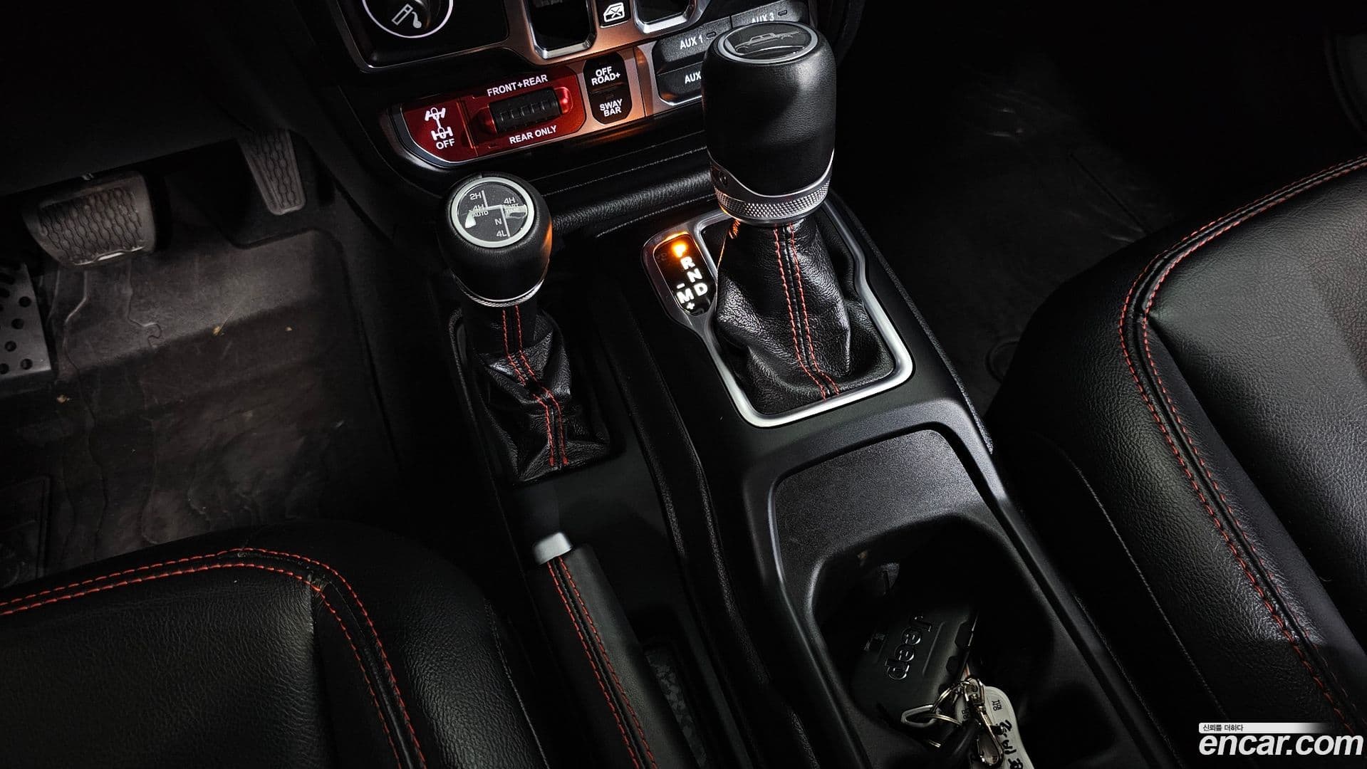 Main__Slider__Photo:Gladiator Jeep 2022.11-8