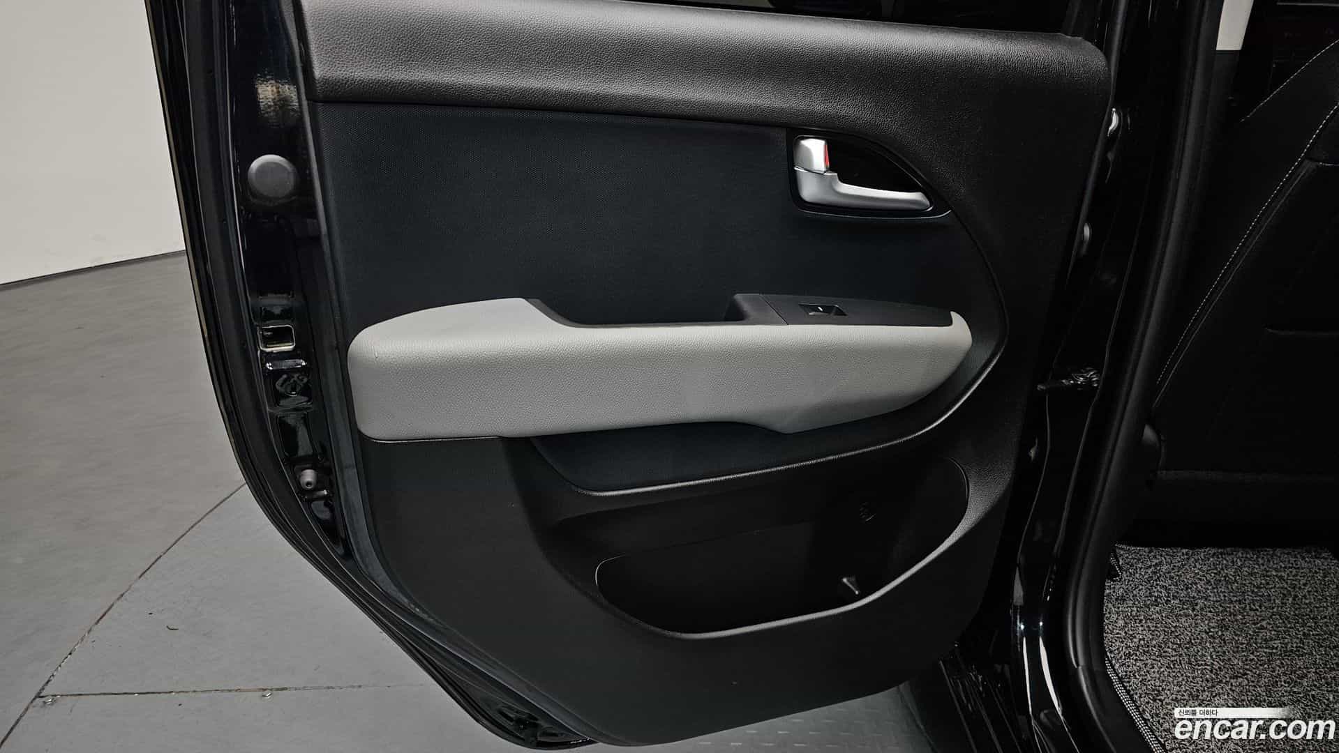 RAY Kia 2022.3-INNER-035