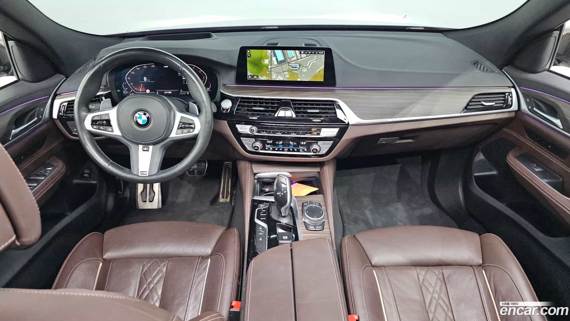 Gran Turismo BMW 2020.3-INNER-007