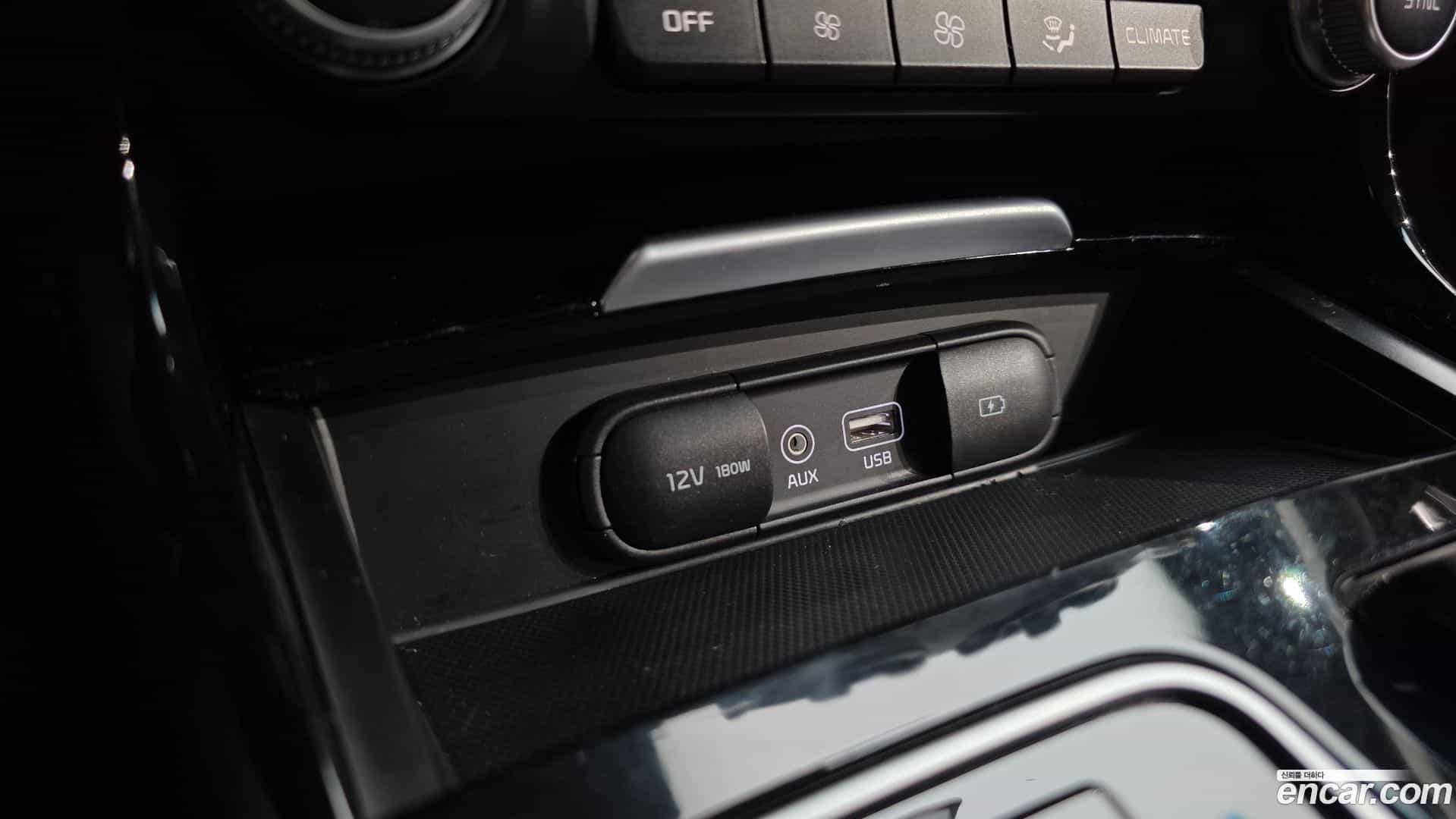 Stinger Kia 2017.10-INNER-036