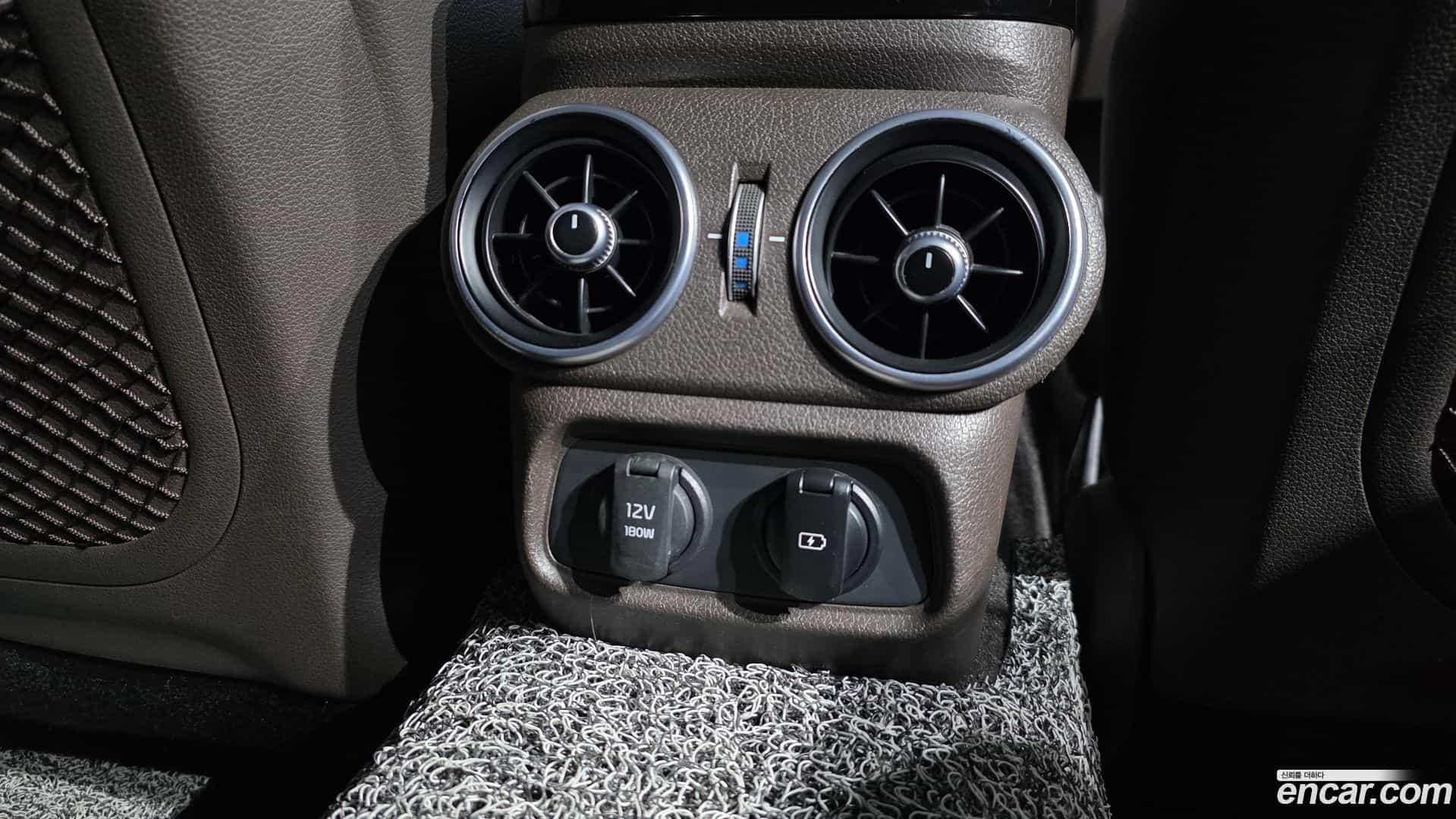 Stinger Kia 2017.10-OPTION-044
