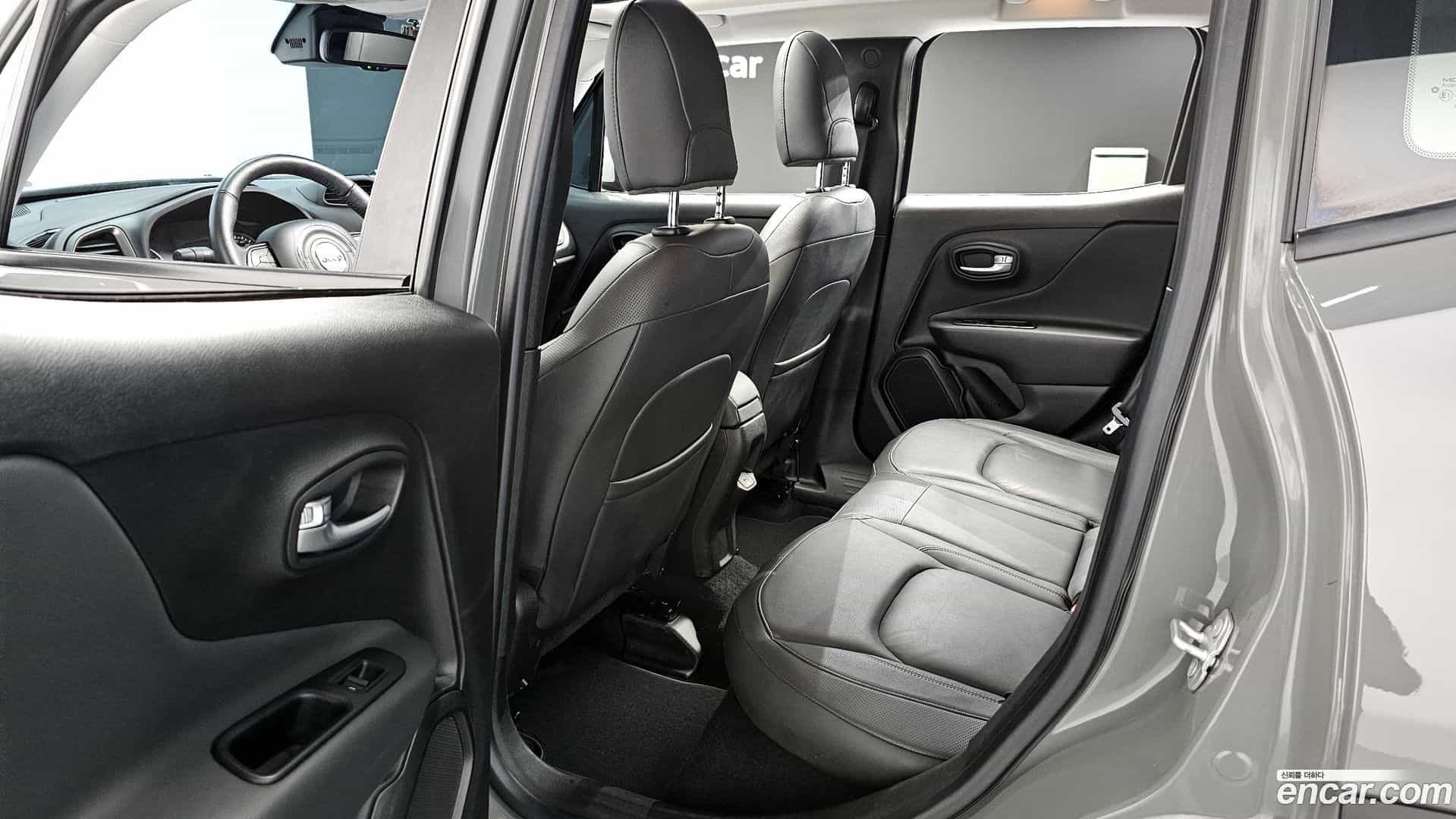 Renegade Jeep 2022.10-OPTION-015