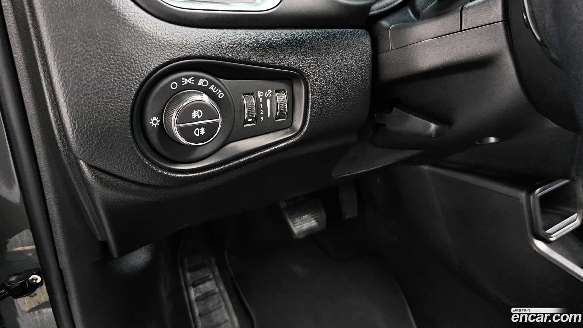 Renegade Jeep 2022.10-OPTION-023