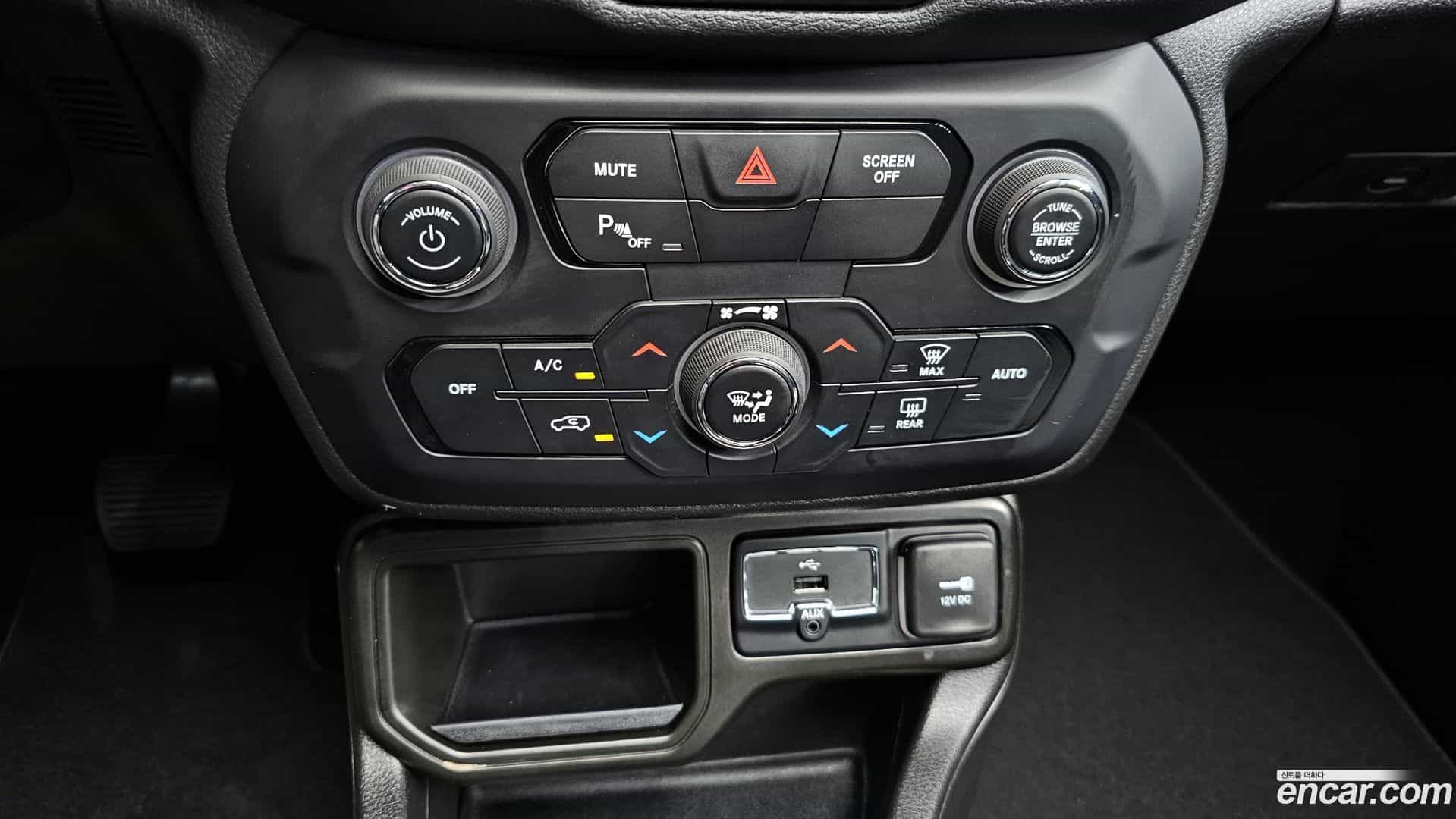 Renegade Jeep 2022.10-OPTION-042