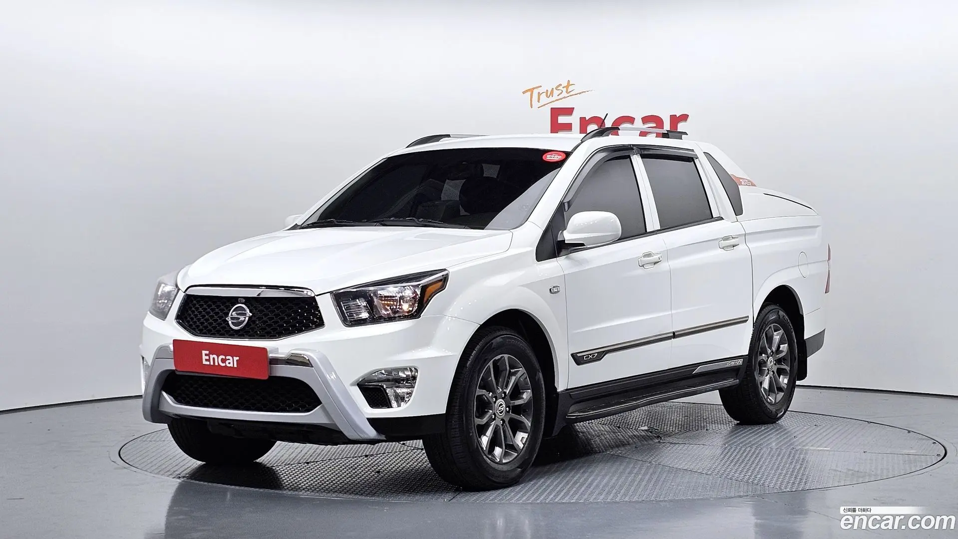 Main__Slider__Photo:KORANDO KG Mobility 2015.8-0