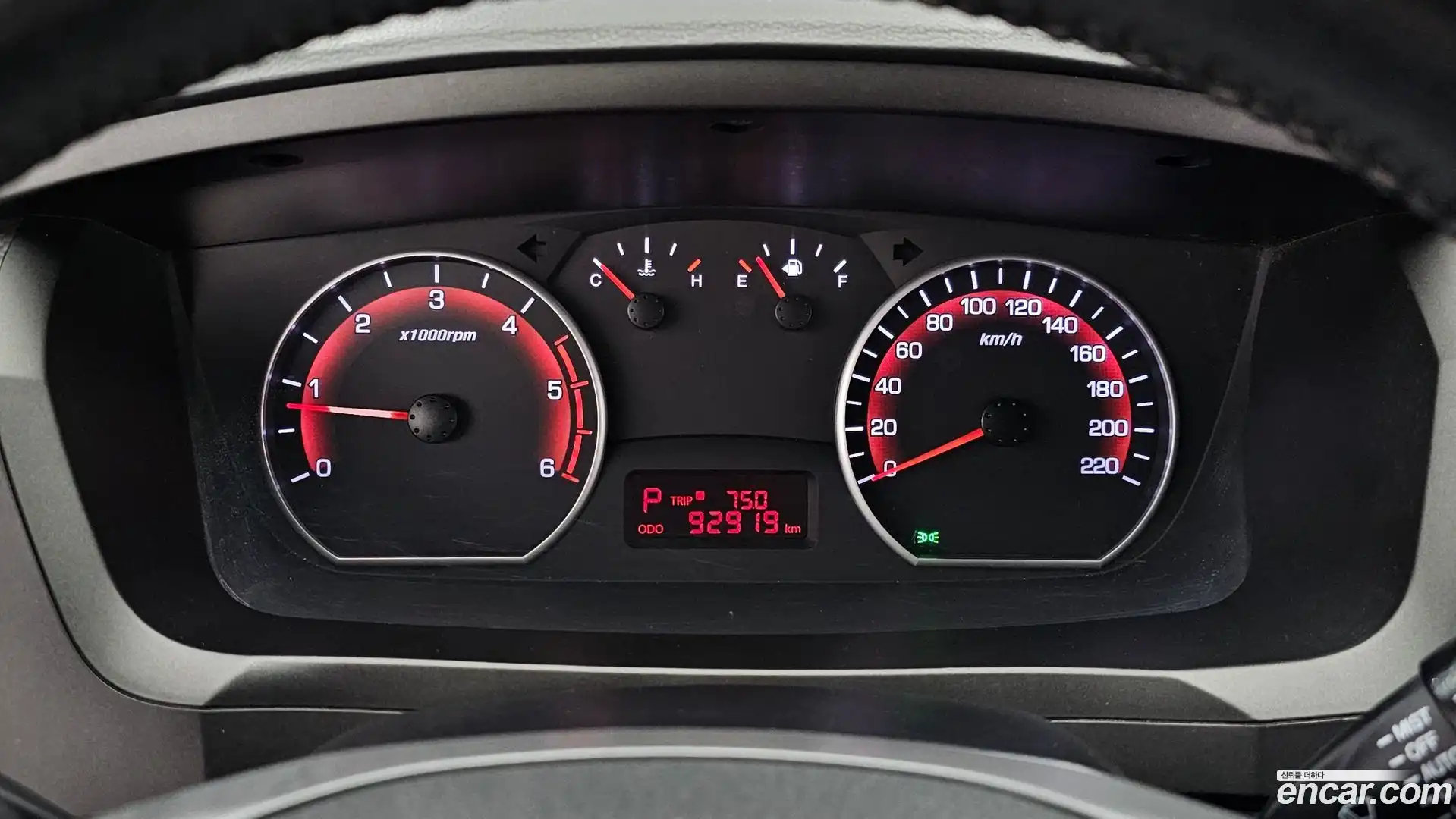 KORANDO KG Mobility 2015.8-INNER-008