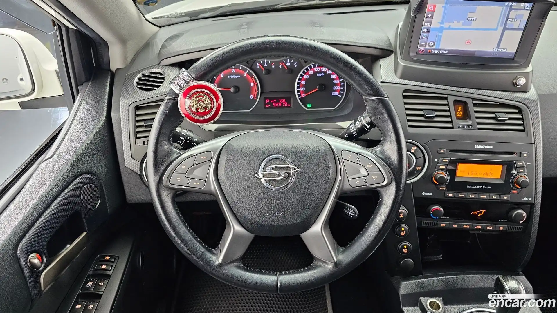 KORANDO KG Mobility 2015.8-OPTION-017