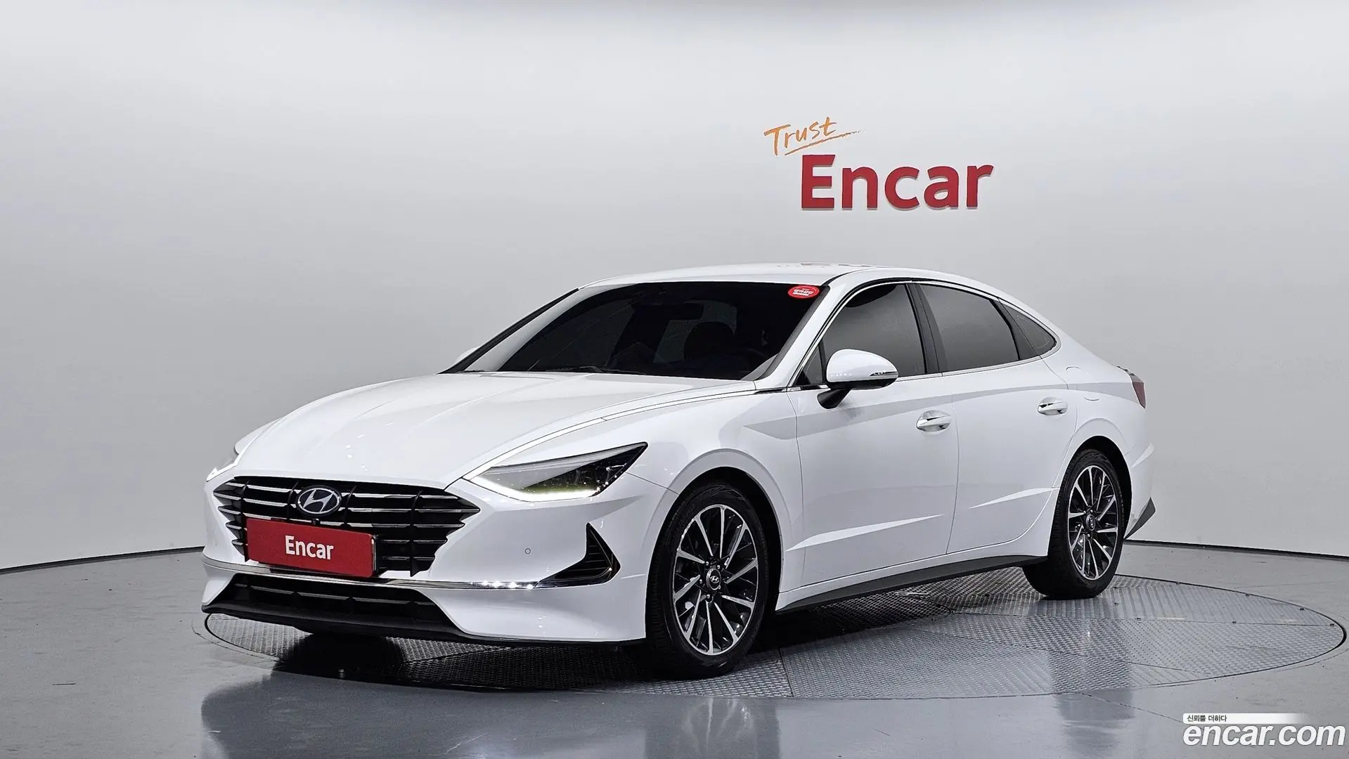 Main__Slider__Photo:Sonata Hyundai 2019.6-0