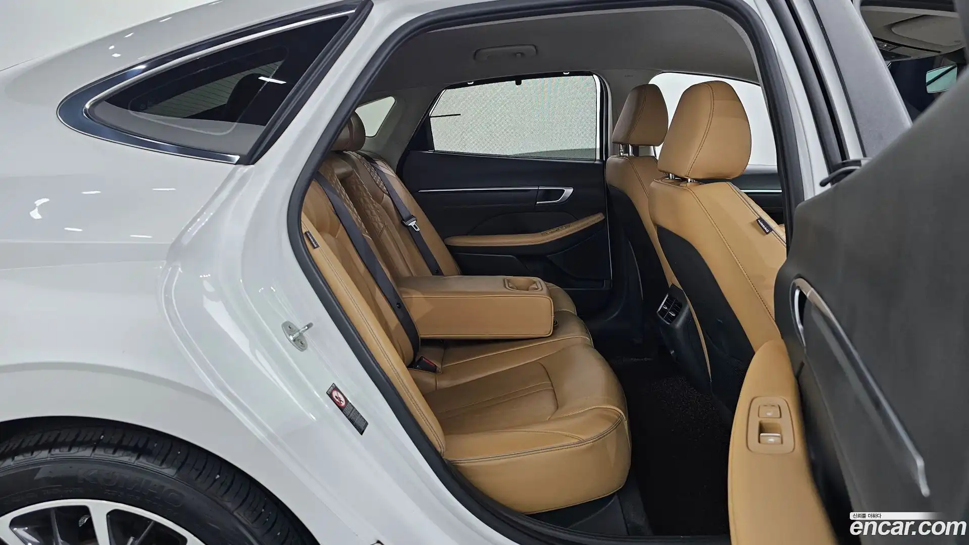 Sonata Hyundai 2019.6-OPTION-015