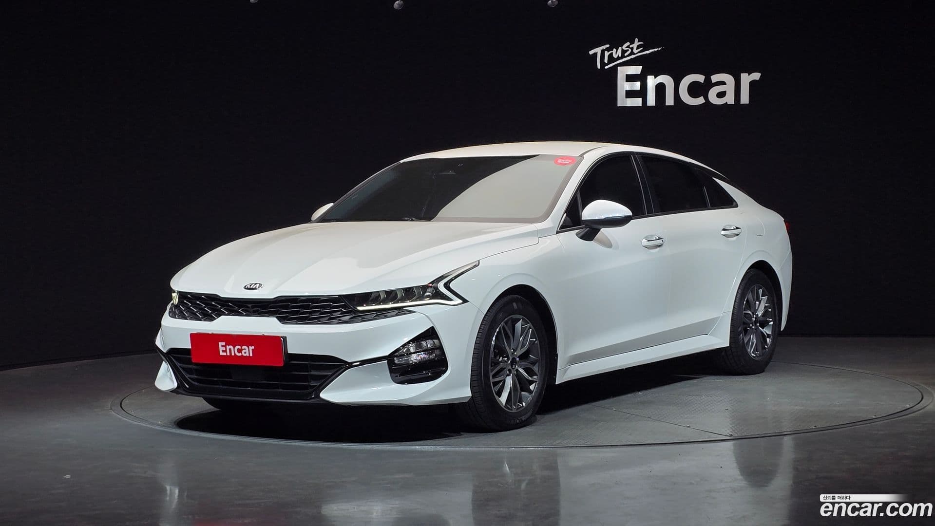 Main__Slider__Photo:K5 Kia 2021.2-0