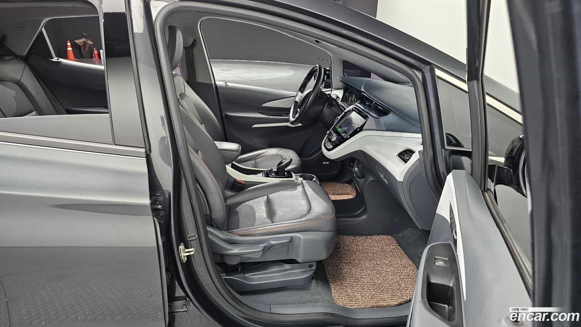 Bolt EV Chevrolet 2019.8-INNER-036