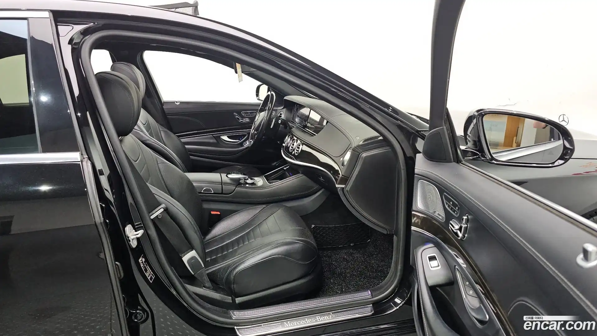 S-Class Mercedes-Benz 2015.3-OPTION-022