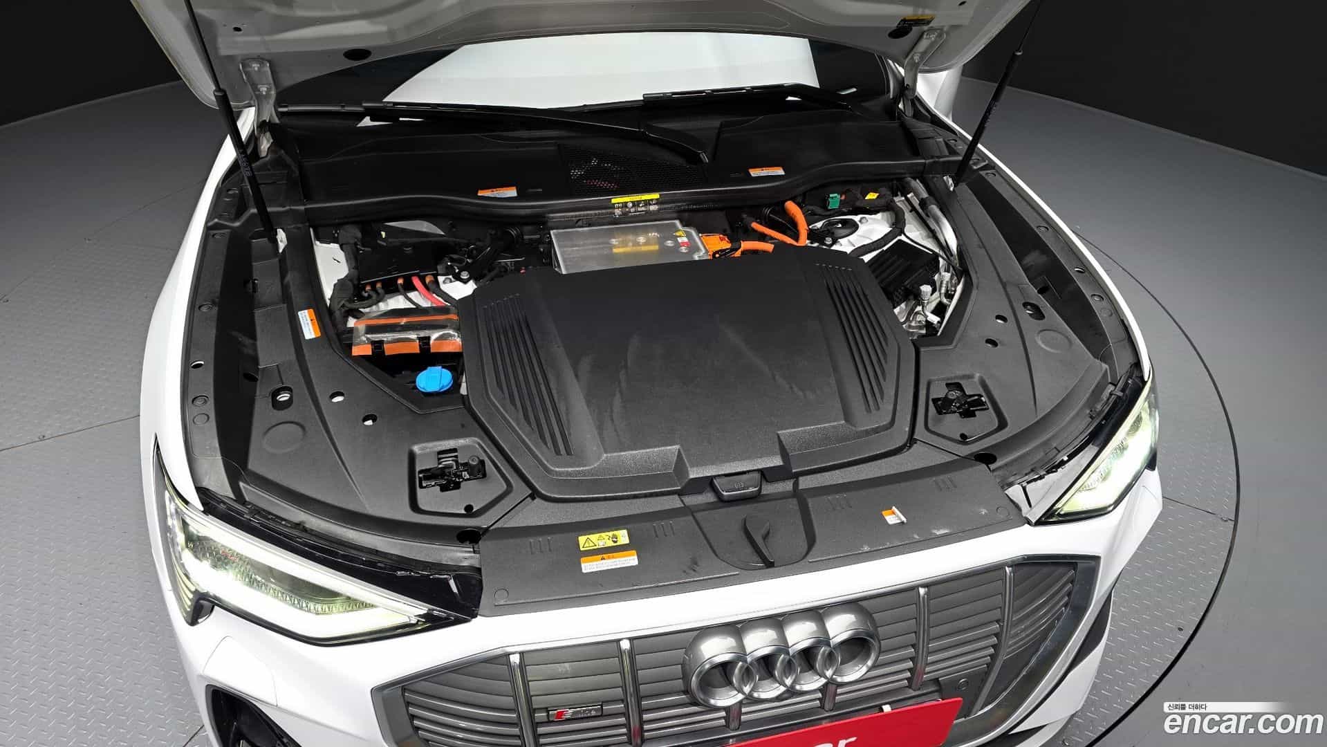 e-tron Audi 2021.9-OUTER-006