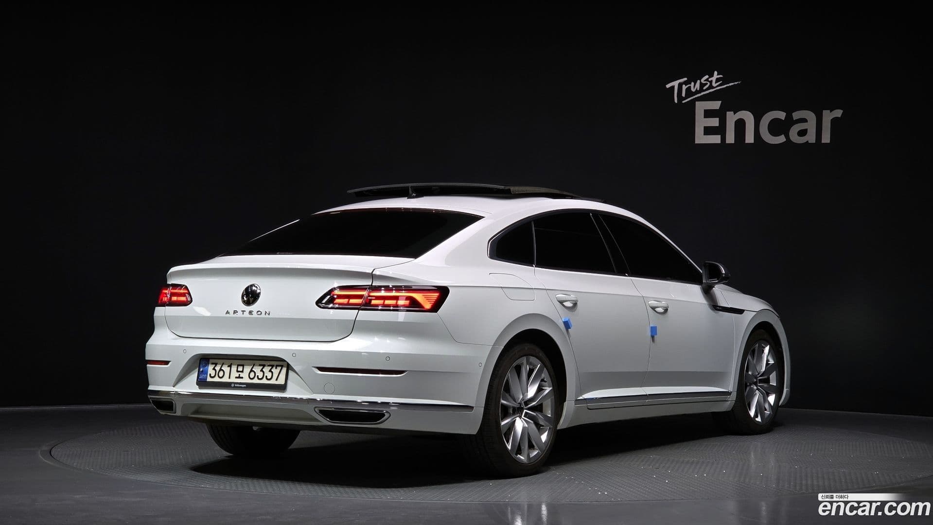 Main__Slider__Photo:Arteon Volkswagen 2022.3-1