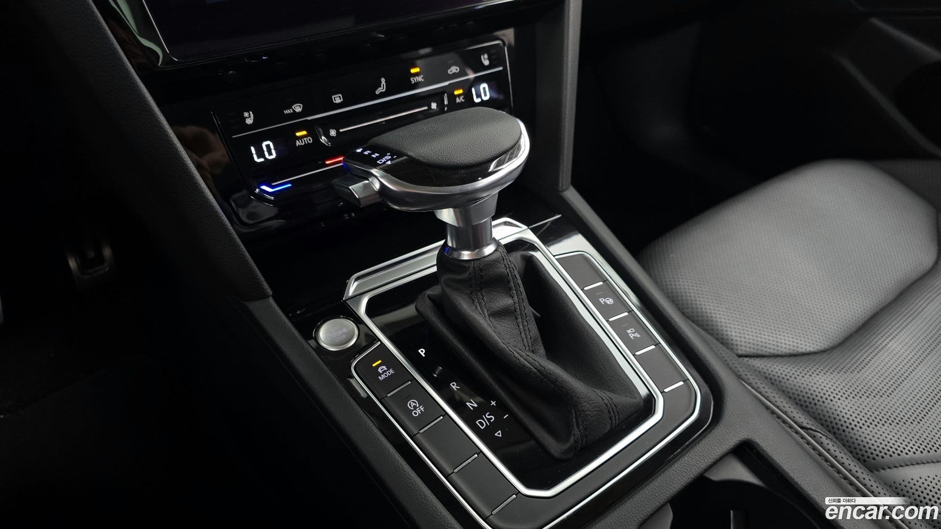 Main__Slider__Photo:Arteon Volkswagen 2022.3-8