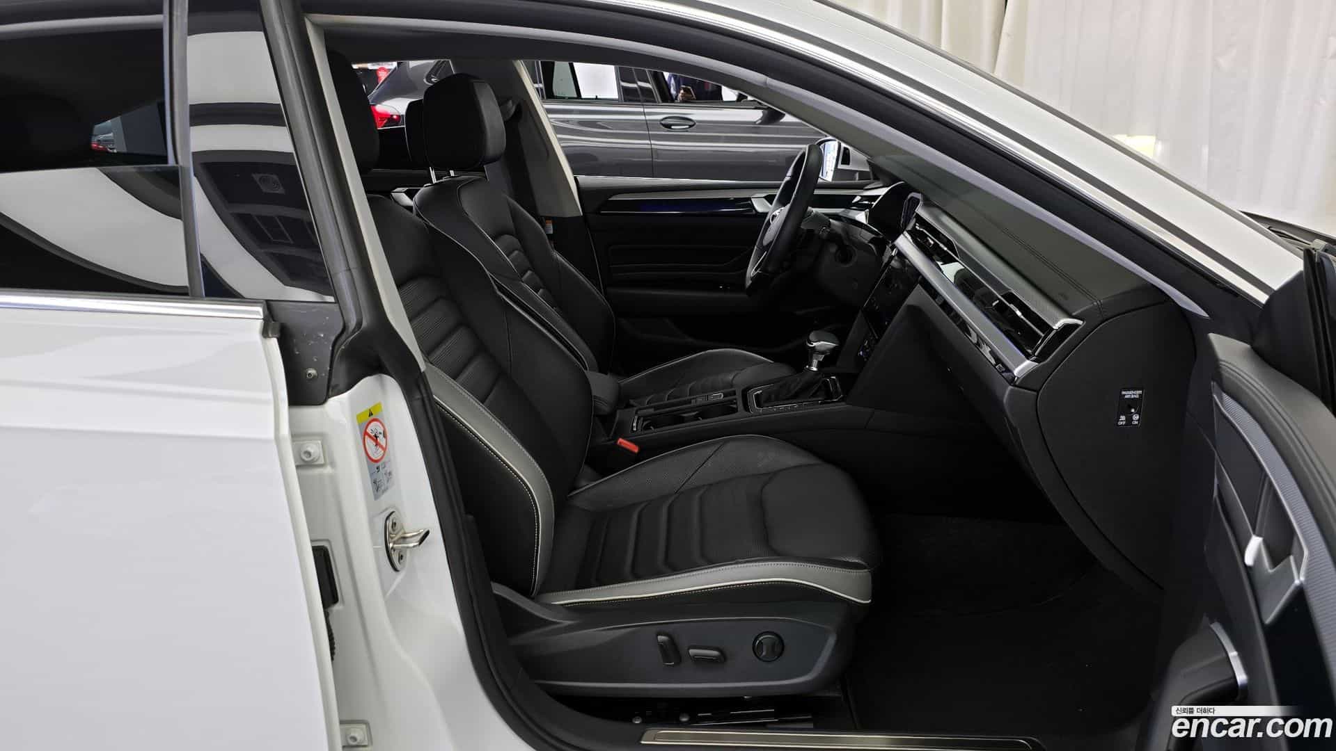 Arteon Volkswagen 2022.3-OPTION-016
