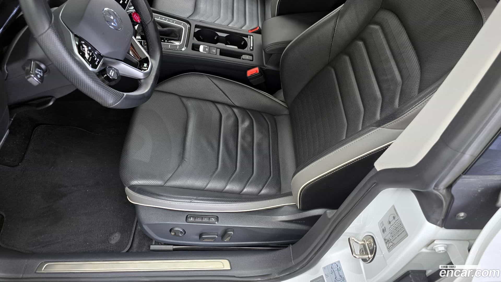 Arteon Volkswagen 2022.3-OPTION-044