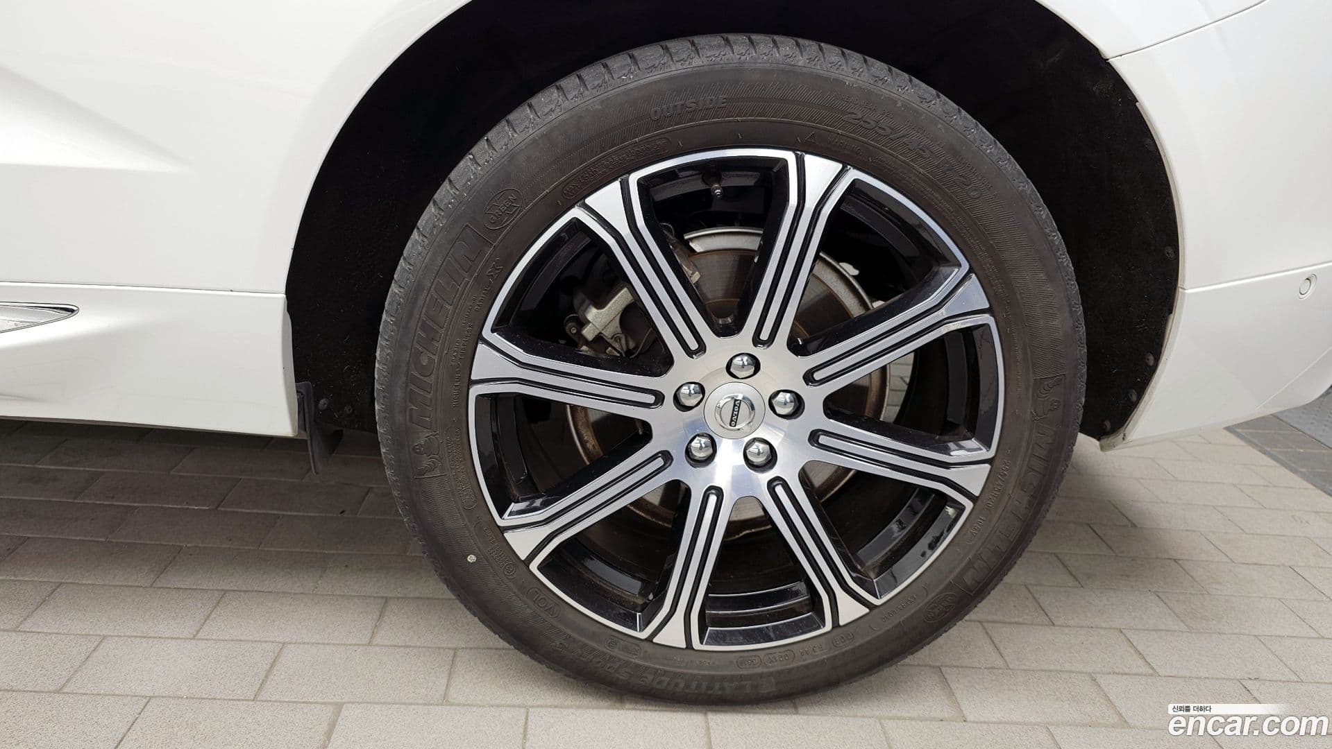 Main__Slider__Photo:XC60 Volvo 2020.3-4