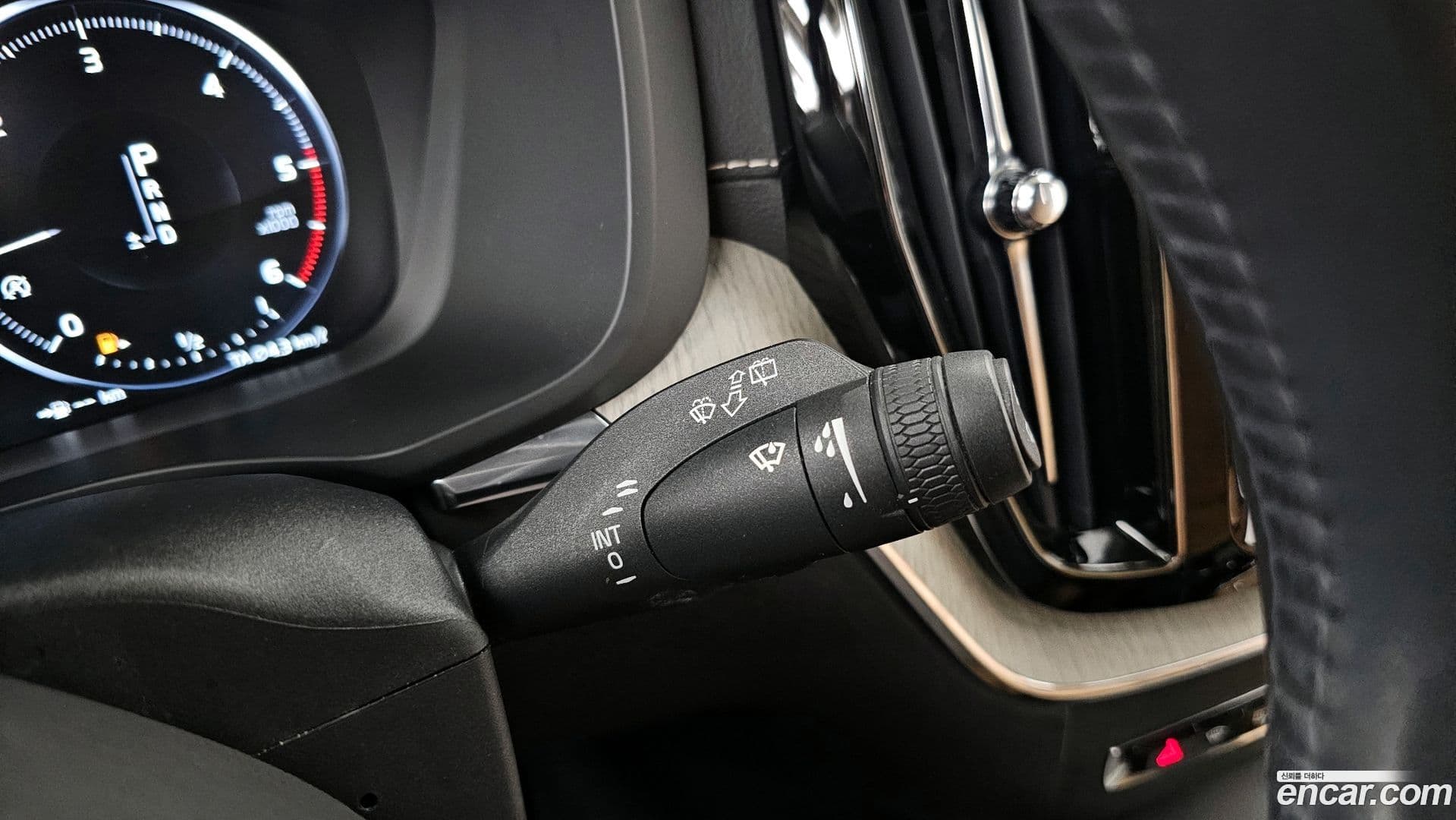 Main__Slider__Photo:XC60 Volvo 2020.3-28