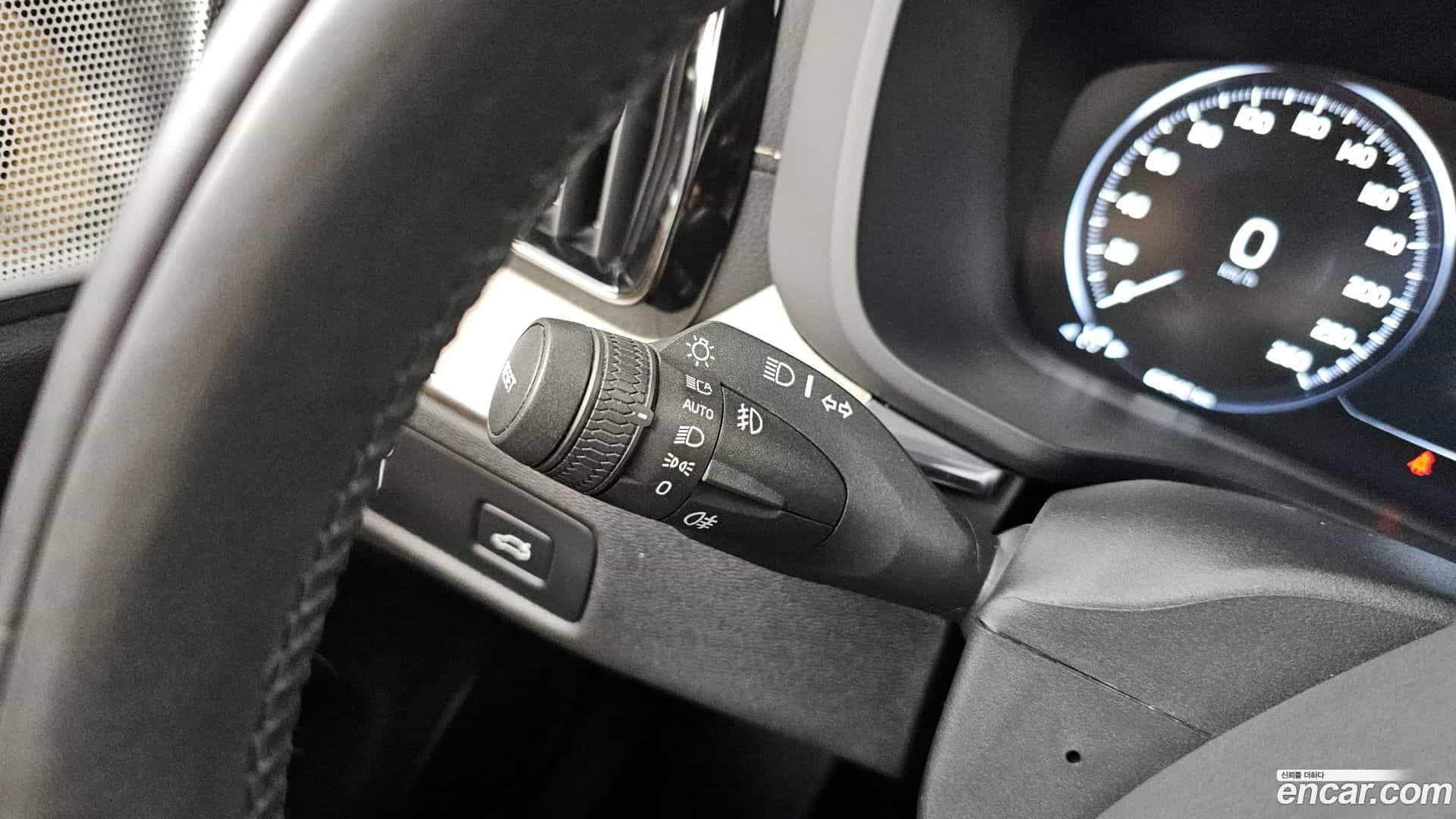 XC60 Volvo 2020.3-OPTION-051