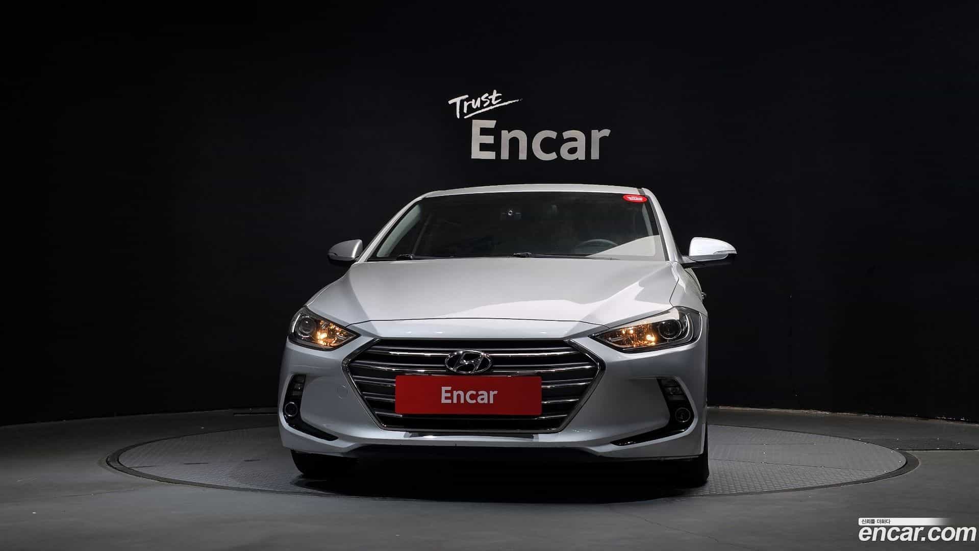 AVANTE Hyundai 2015.9-OUTER-003