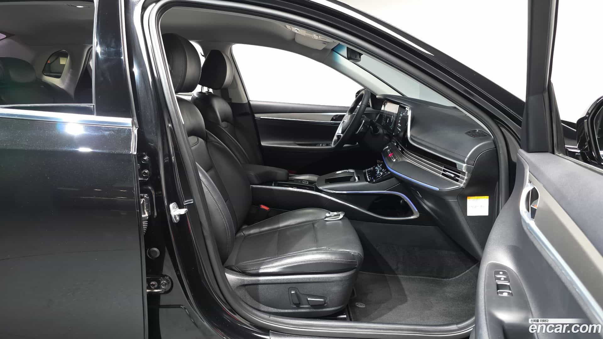 Grandeur Hyundai 2021.8-INNER-036