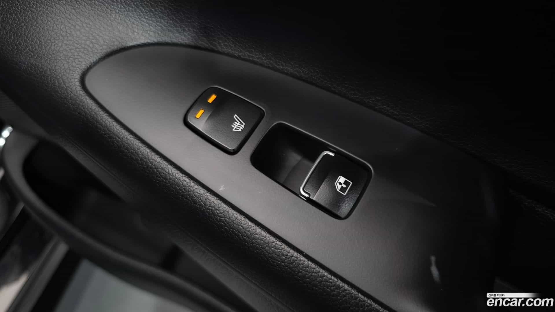 Grandeur Hyundai 2021.8-OPTION-042