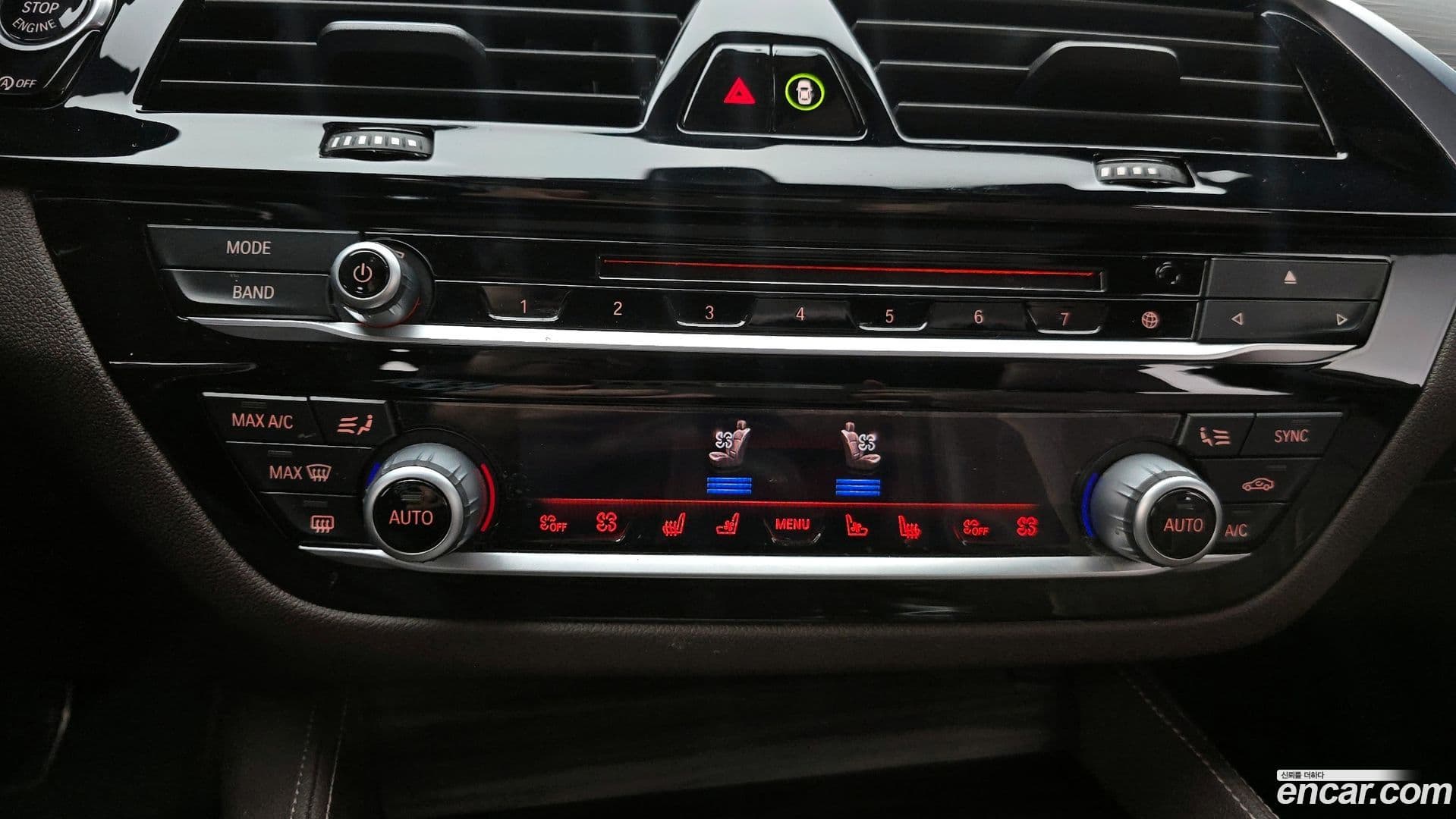 Main__Slider__Photo:5-Series BMW 2018.2-28