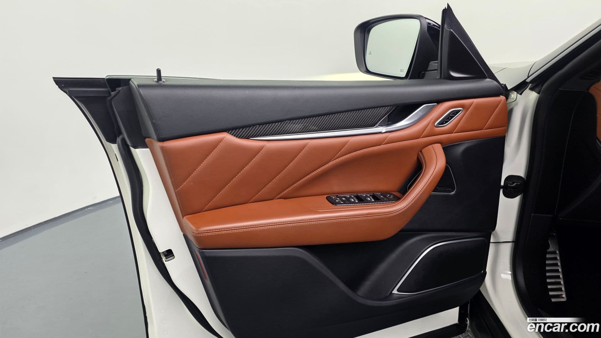 Main__Slider__Photo:Levante Maserati 2020.8-23